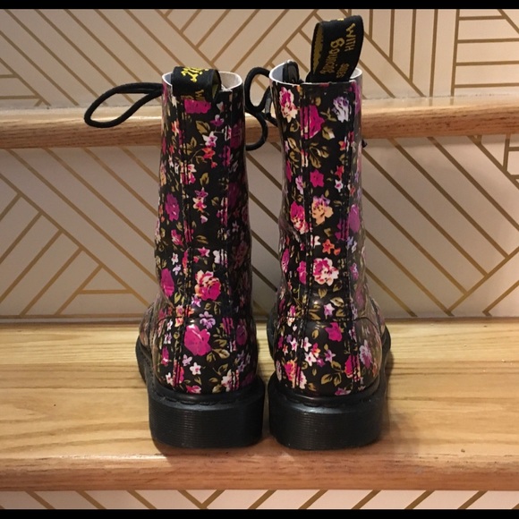 Dr. Martens Simone Floral Boots UK 4 US 6 Patent Leather - Picture 4 of 11